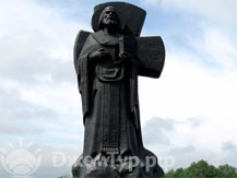 Памятник Кириллу Туровскому в Турове