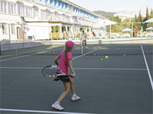 Теннисный корт